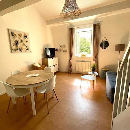 Proche cure thermale ,2 couchages 160, duplex 39m2 Rochefort-sur-Mer Extérieur photo